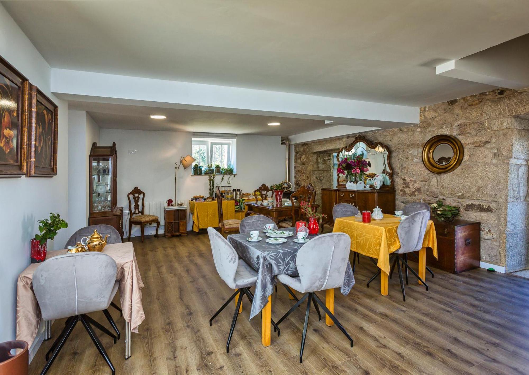 Casa Lela Dumbria Guest House Ngoại thất bức ảnh