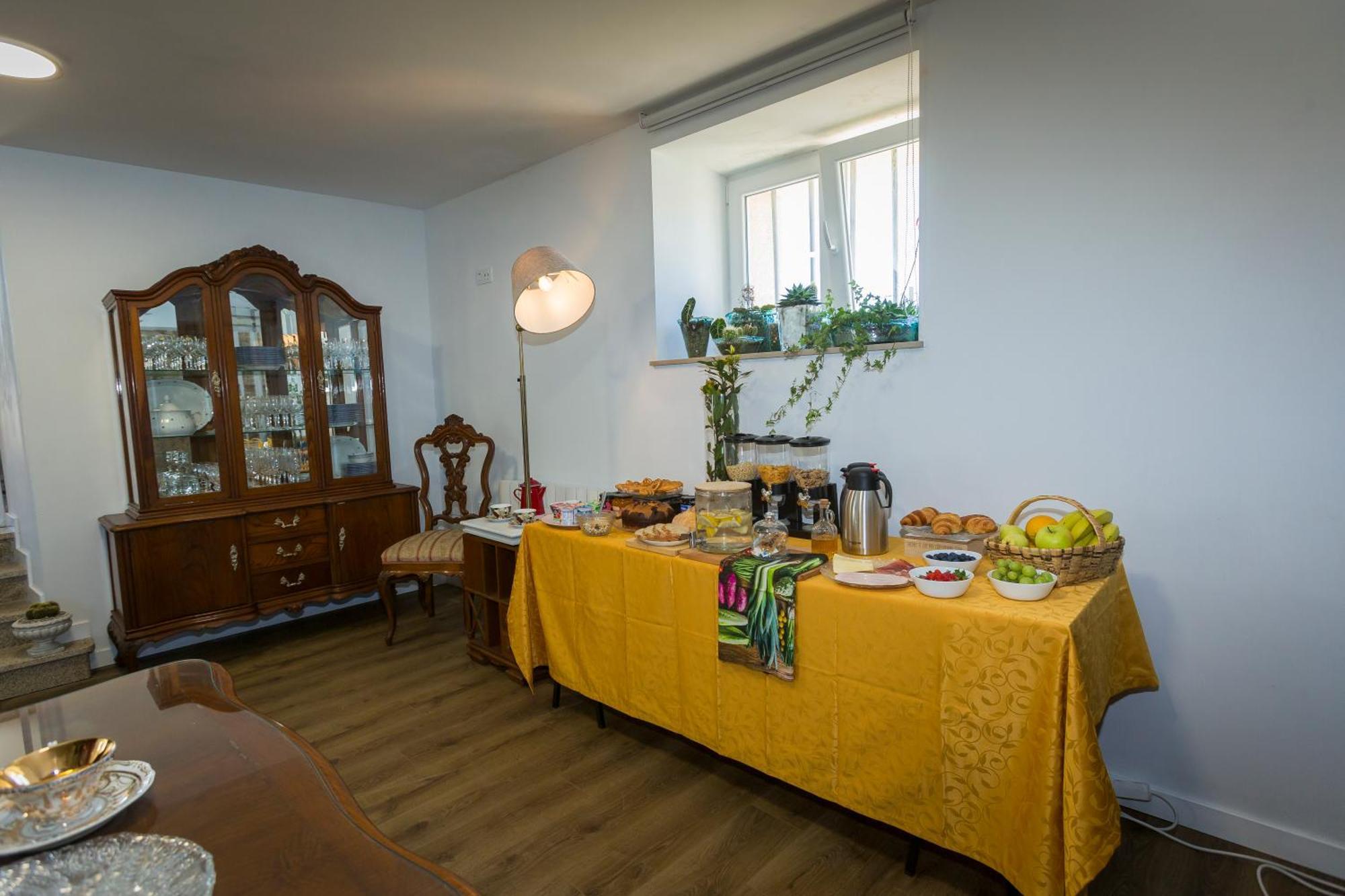 Casa Lela Dumbria Guest House Ngoại thất bức ảnh