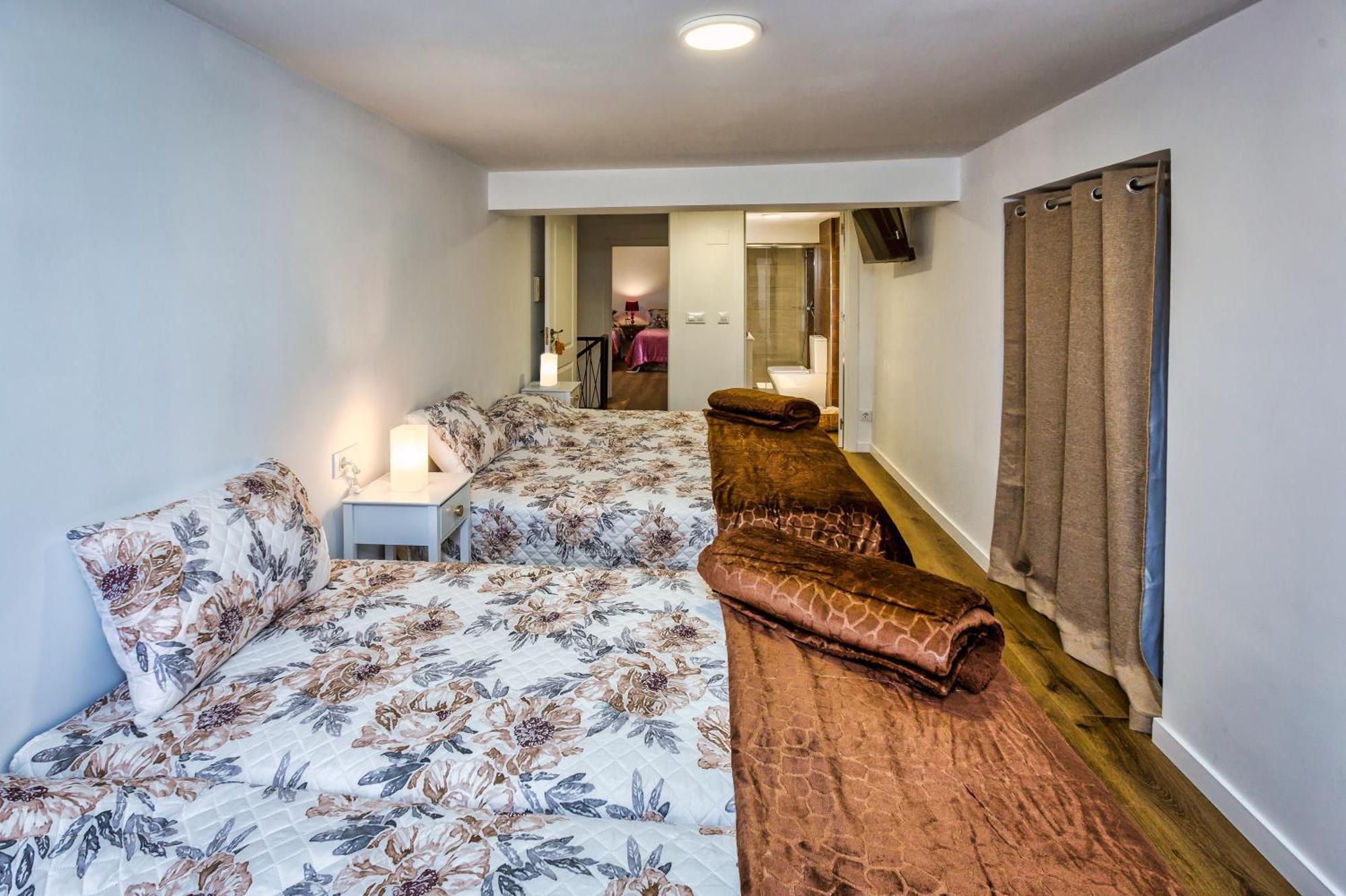 Casa Lela Dumbria Guest House Ngoại thất bức ảnh