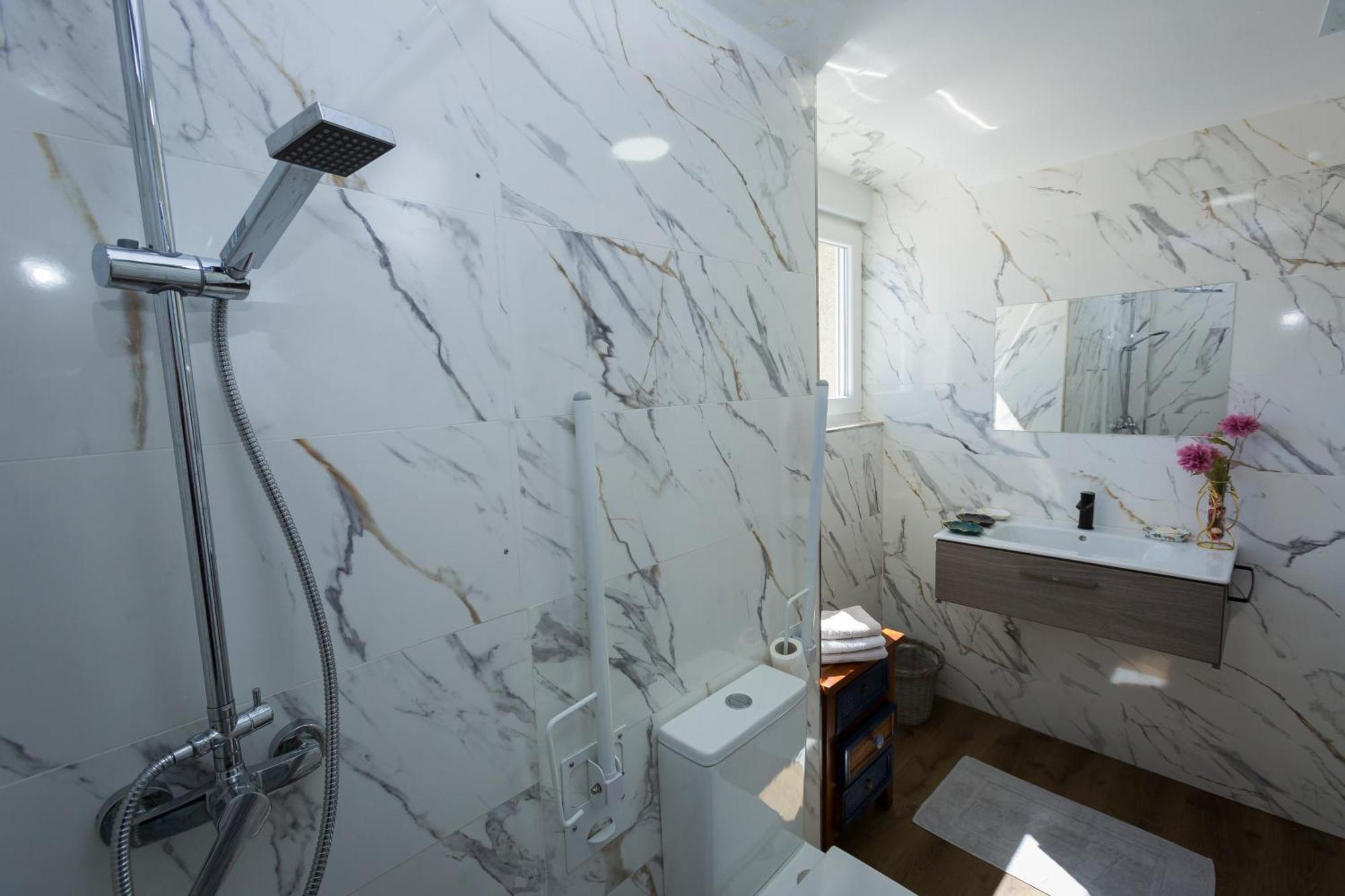 Casa Lela Dumbria Guest House Ngoại thất bức ảnh